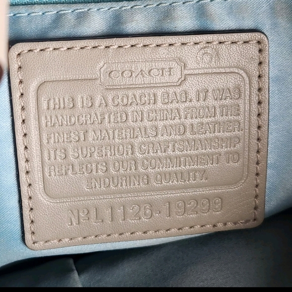 COACH Kristen Patent Leather Hobo Crossbody Bag Taupe Large 19299 - Picture 7 of 11